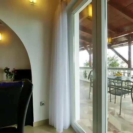 Skroco-1 By Interhome شقة *